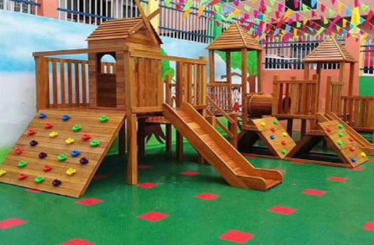 幼兒園大型玩具適用于小區(qū)這樣的場合嗎？